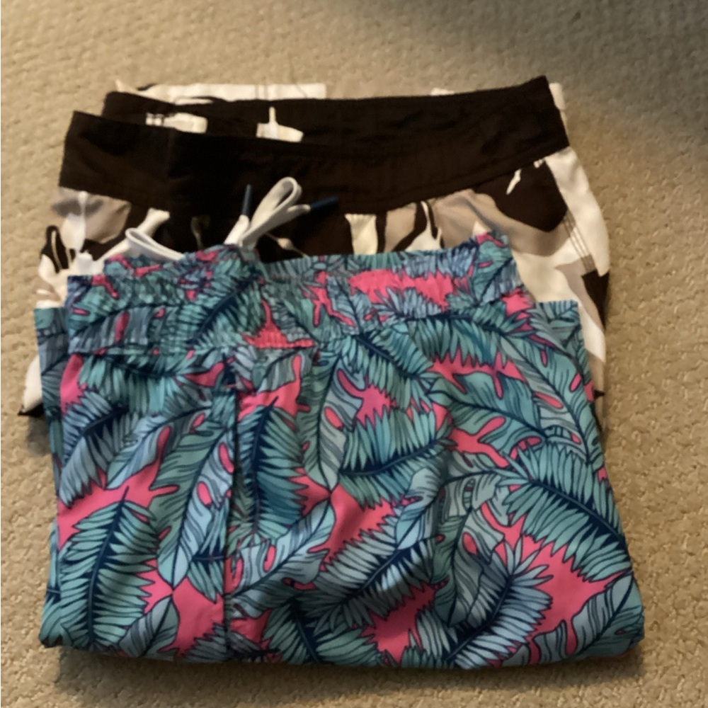 Set of 2 Men’s Bathing Suits
